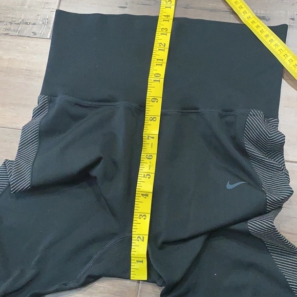 5 for $25 Nike high waisted leggings full length - Picture 8 of 12